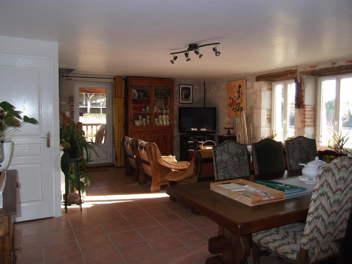 Chambres D'Hotes Moulin De RigoulieresSaint-Sylvestre-sur-Lot エクステリア 写真